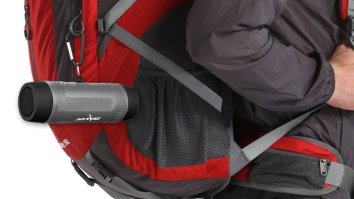 Simptech Bluetooth Speaker And Flashlight Is The Perfect Companion For Long, Boring Bike Rides