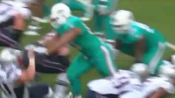 Ndamukong Suh Jumps Offsides And Takes Cheap Shot At Patriots Center David Andrews