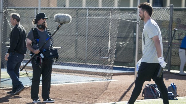 greg-maddux-throws-kris-bryant-a-curveball