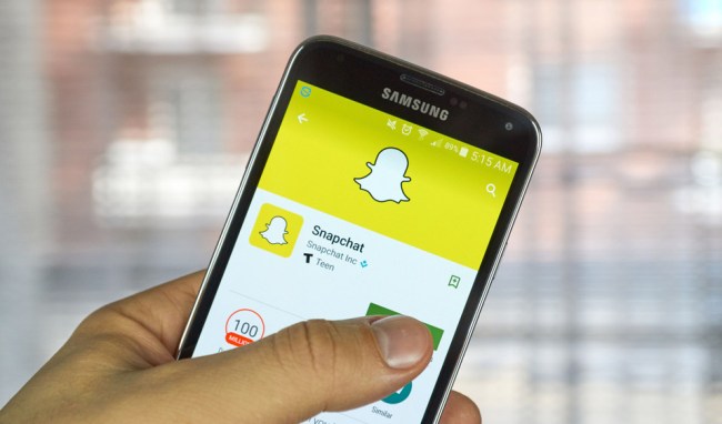 guy-snapchats-nudes-wrong-woman