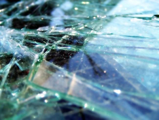 shattered windshield
