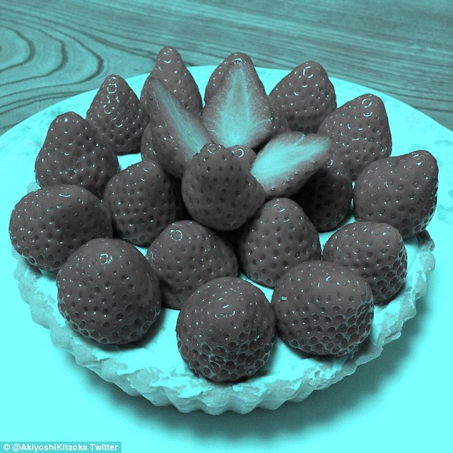 red strawberries optical illusion
