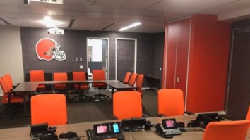 The Cleveland Browns Shared A Pic On Twitter Ahead Of NFL Draft And Get Instantly Mocked By Their Fans