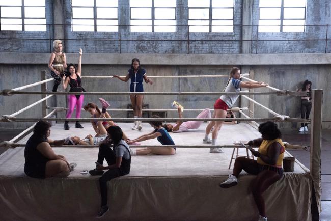 glow netflix alison brie pics