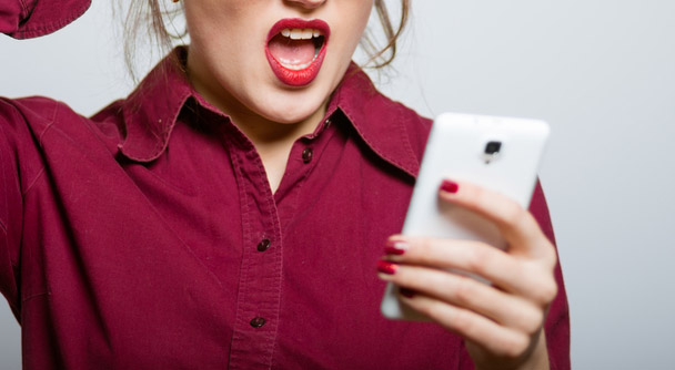 guy text every day ex-girlfriend
