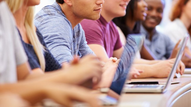 college instructor busts class browsing internet