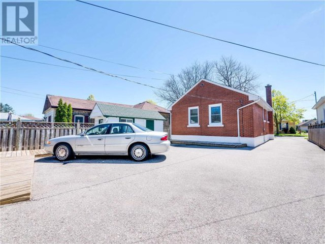home filled with clowns for sale 1