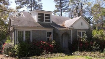 This Disturbing ‘Nightmare House’ Listing Is Freaking People Out, With Good Reason