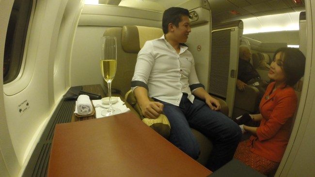 Flying First Class Tokyo Sam Huang Top Miles