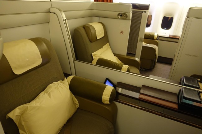 Flying First Class Tokyo Sam Huang Top Miles