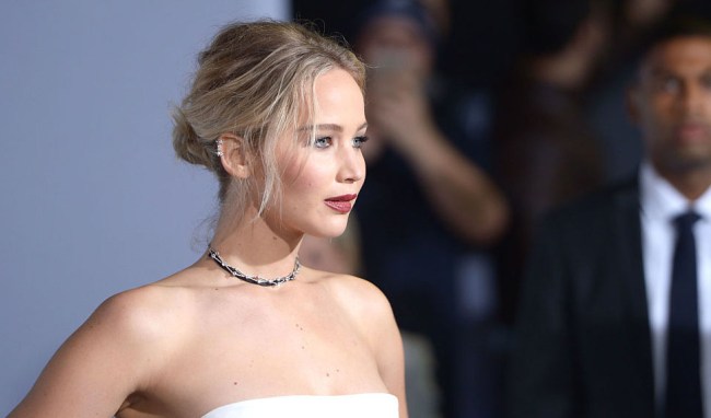 jennifer lawrence reporter loser touch dog