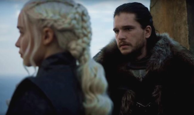 pics emilia clarke kit harington kissing