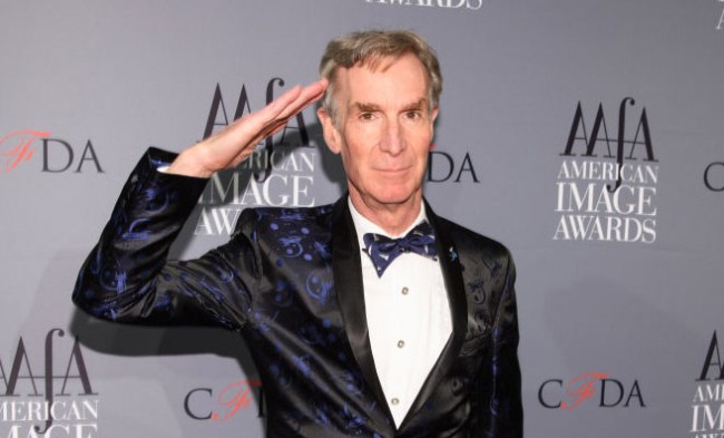bill nye women snapchatting bikinis