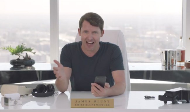 James Blunt reviewed Tinder profiles