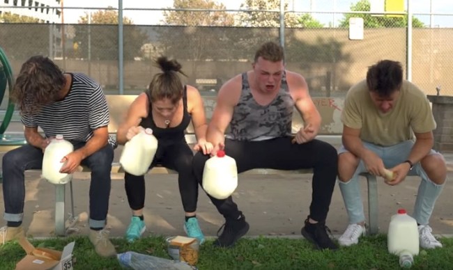 mad dog 375 hot sauce challenge