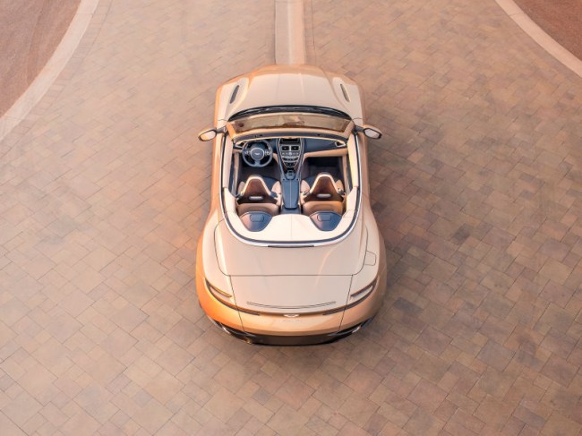 2018 Aston Martin DB11 Volante Photos