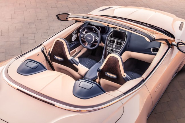 2018 Aston Martin DB11 Volante Photos