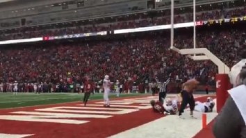Washington State Fan Jumps Onto Field And Drops His Pants In The End Zone To Celebrate TD