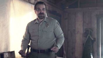Chief Hopper From ‘Stranger Things’ Hijacks Teen’s Senior Yearbook Photos After Twitter Joke