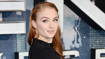 The First Photos Of Sophie Turner As Dark Phoenix For Her Upcoming X-Men Movie Are Straight ‘Fire’