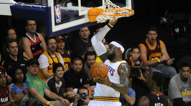 lebron james dunk