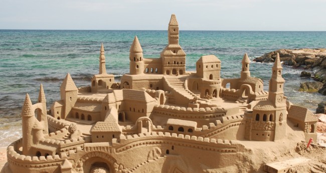 King Marcio Living Sand Castle Brazil
