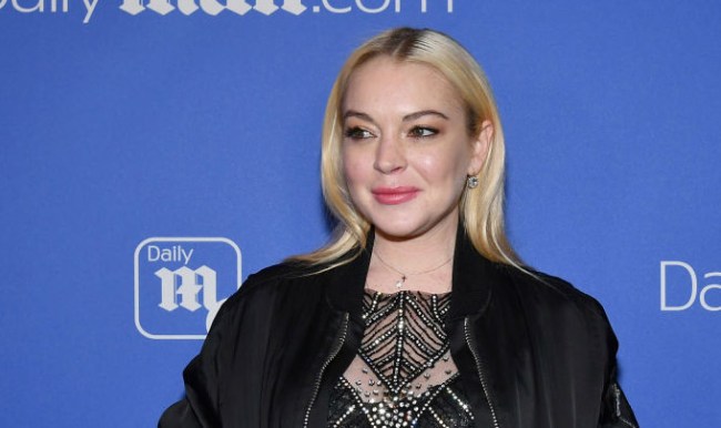 Lindsay Lohan Tweets Batgirl Movie Reactions