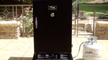 Make This ‘The Year Of Smoked Meats’ With This Discounted Masterbuilt Smoker