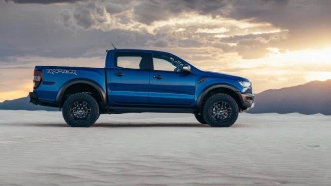 2019 ford ranger raptor photos