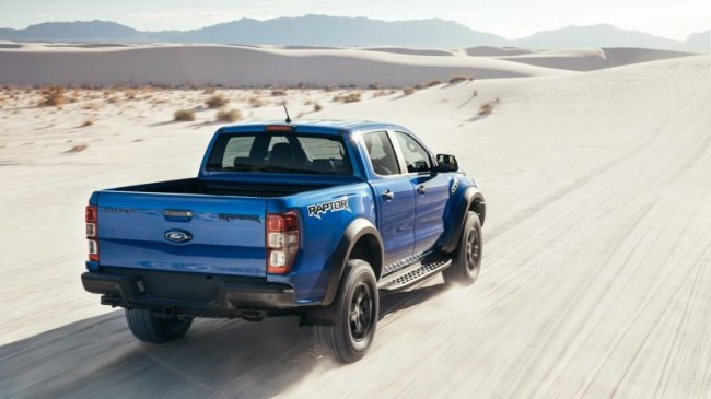 2019 ford ranger raptor photos