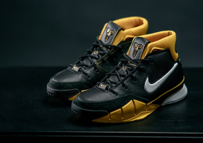 Nike Zoom Kobe 1 Protro