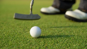 A Guy Won A Boat (And A Boatload Of Money) By Sinking A 120-Foot Putt At A Golf Show