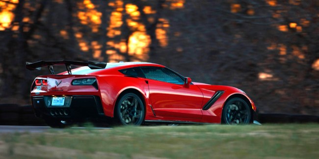 2019 Chevrolet Corvette ZR1 Specs Pics