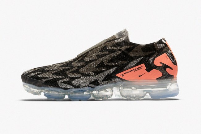acronym nike air vapormax moc 2 sneakers