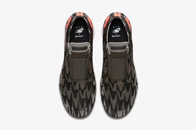 acronym nike air vapormax moc 2 sneakers