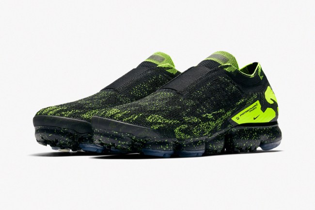 acronym nike air vapormax moc 2 sneakers