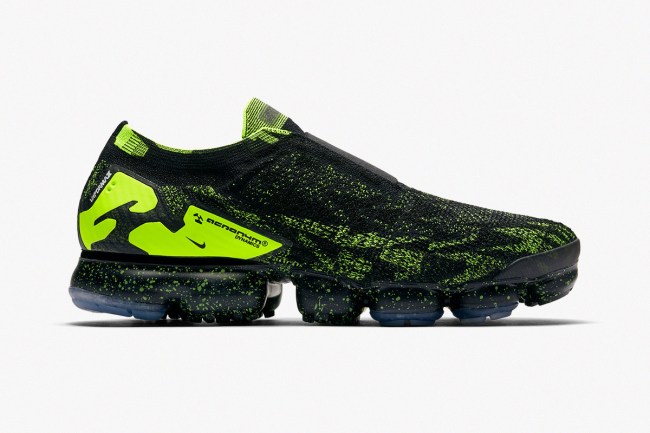 acronym nike air vapormax moc 2 sneakers