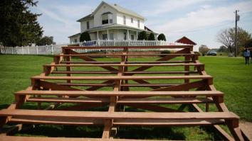 Book A Stay At The ‘Field Of Dreams’ Home And Live Out Your Ultimate Baseball Fantasy