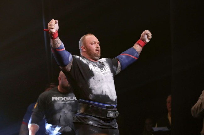 COLUMBUS, OH - MARCH 03: Hafthor Bjornsson (Iceland) salutes the crowd after winning the Arnold Strongman Classic as part of the Arnold Sports Festival on March 3, 2018, at the Greater Columbus Convention Center in Columbus, OH.