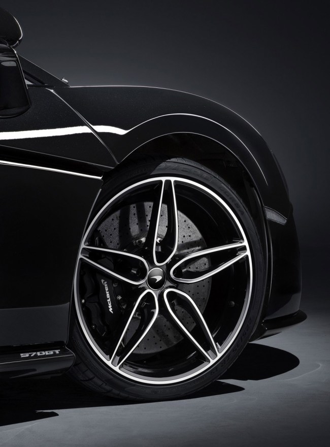 McLaren 570GT MSO Black Collection