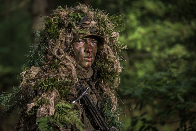 ghillie suit military