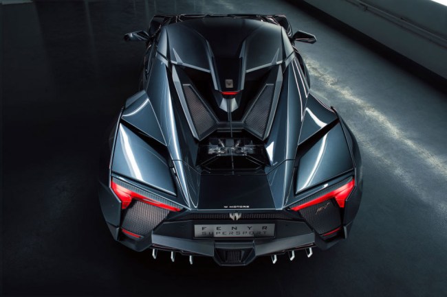 W Motors Fenyr SuperSport hypercar