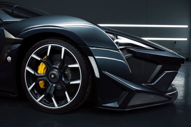 W Motors Fenyr SuperSport hypercar