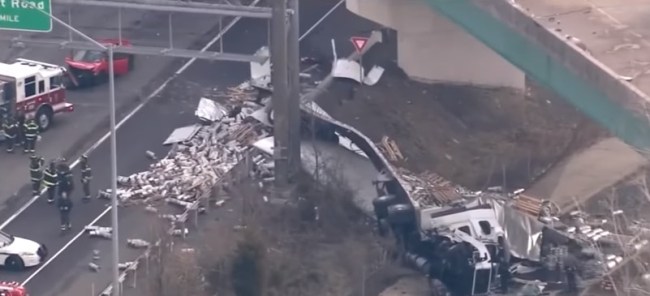tractor_trailer_beer_kegs