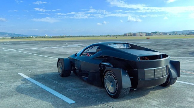 XING Mobility MISS Off Road Supercar