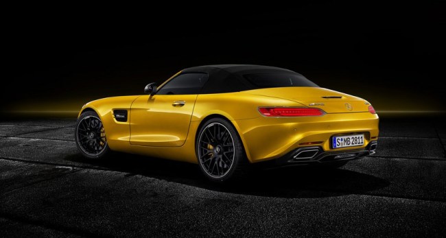 2019 Mercedes-AMG GT S Roadster