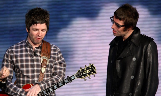 Noel Gallagher Liam Moving Furniture Ghosts
