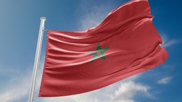 Dad Pretends To Be Prime Minister Of Morocco To Score A Restaurant Reservation And It Works Perfectly