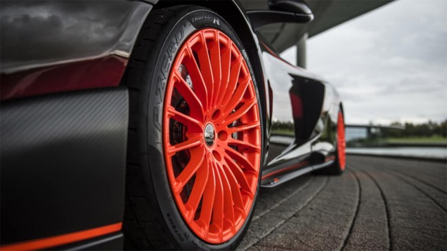 McLaren 675LT MSO F1 Longtail Gulf