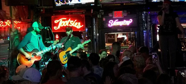 tootsies bar nashville